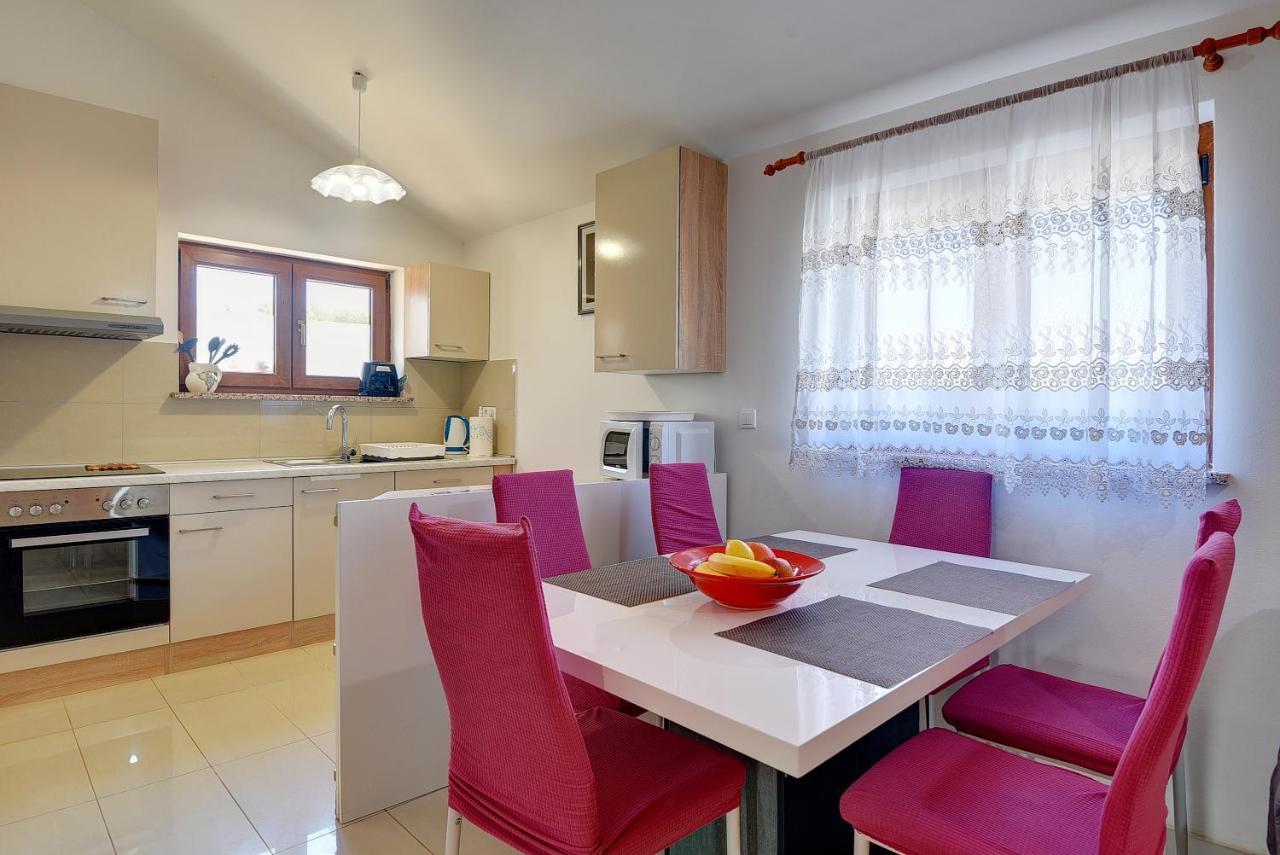 Holiday Home Jasminka เมดูลิน ภายนอก รูปภาพ